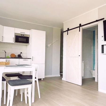 קסזטלי Lakeside Family & Studio Apartments מראה חיצוני תמונה