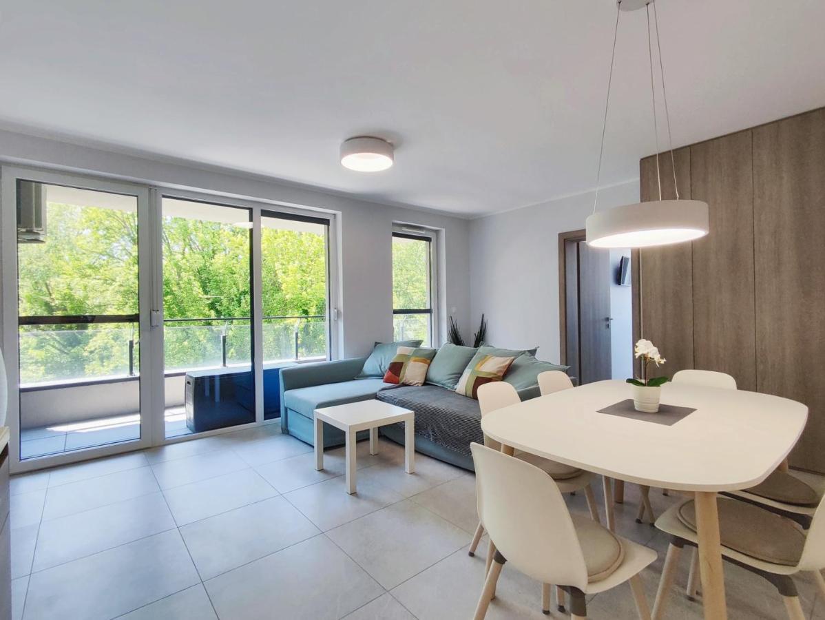 קסזטלי Lakeside Family & Studio Apartments מראה חיצוני תמונה