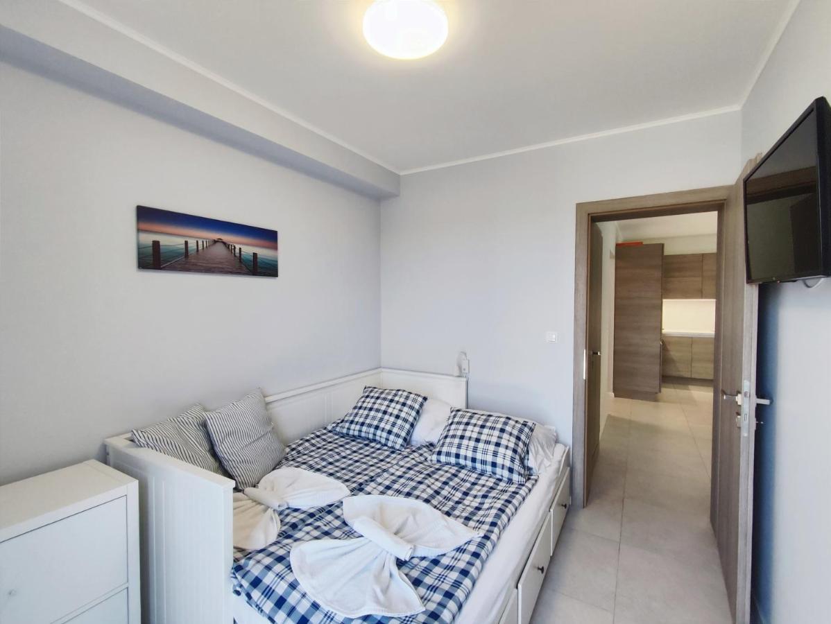 קסזטלי Lakeside Family & Studio Apartments מראה חיצוני תמונה
