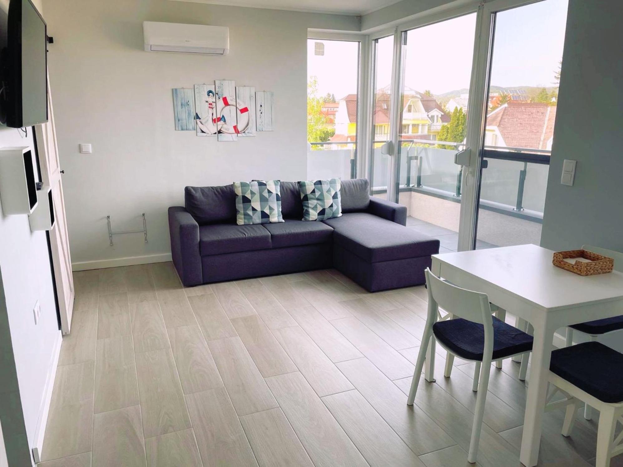 קסזטלי Lakeside Family & Studio Apartments מראה חיצוני תמונה